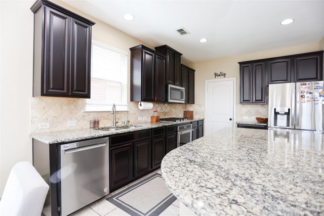 1952 Sunny Side Drive, Little Elm, TX 75068