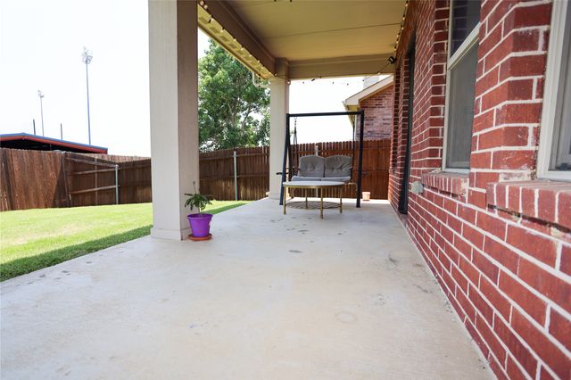 1952 Sunny Side Drive, Little Elm, TX 75068