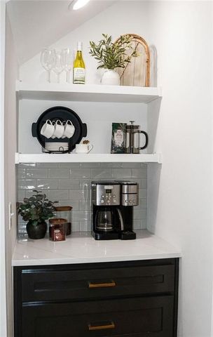 4116 W Olive Street, Rogers, AR 72756