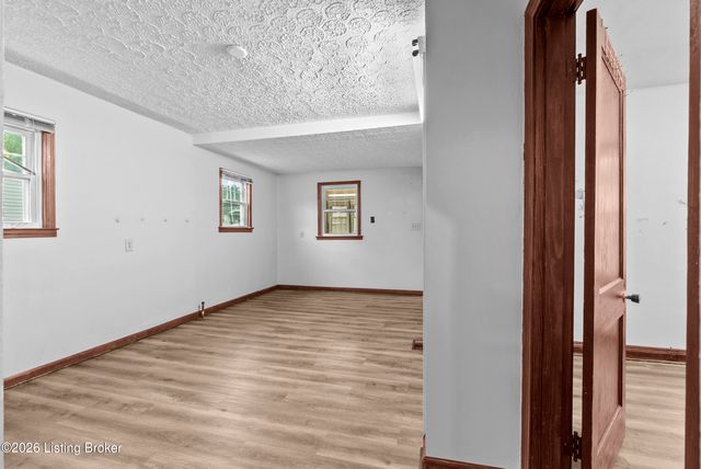 4630 Taylor Blvd, Louisville, KY 40215