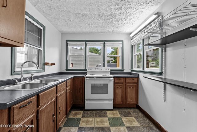 4630 Taylor Blvd, Louisville, KY 40215