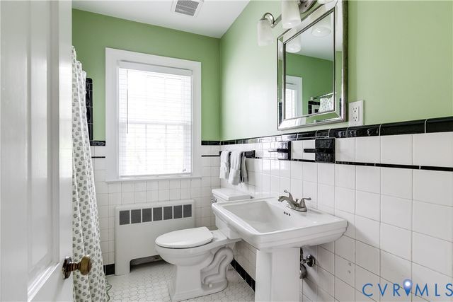 5913 W Club Ln, Richmond, VA 23226