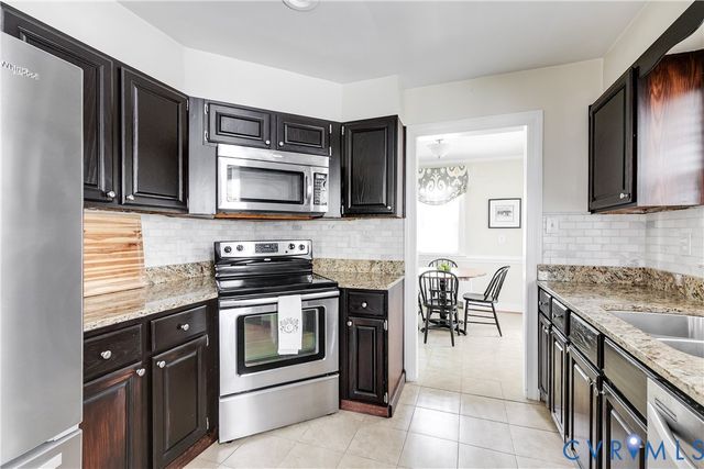 5913 W Club Ln, Richmond, VA 23226