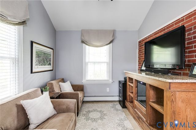 5913 W Club Ln, Richmond, VA 23226
