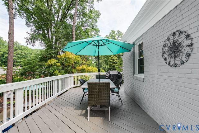 5913 W Club Ln, Richmond, VA 23226