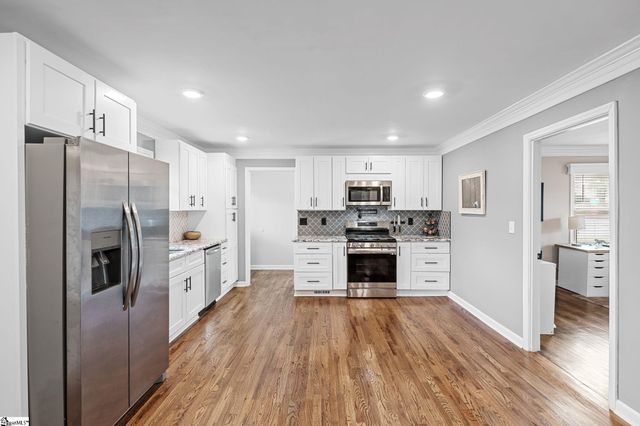 204 Greenacre Road, Greenville, SC 29607