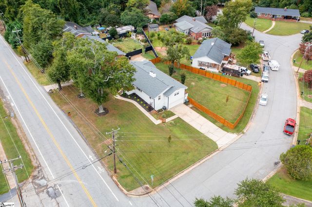 204 Greenacre Road, Greenville, SC 29607