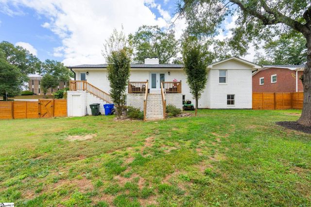 204 Greenacre Road, Greenville, SC 29607