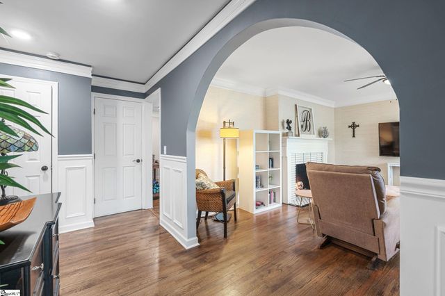 204 Greenacre Road, Greenville, SC 29607