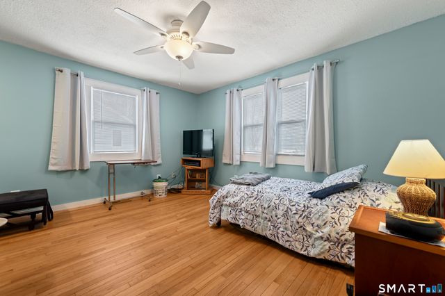 85 Fisher Hill Road, Glastonbury, CT 06033