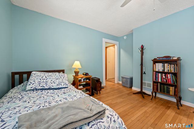 85 Fisher Hill Road, Glastonbury, CT 06033