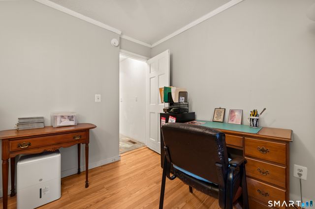 85 Fisher Hill Road, Glastonbury, CT 06033