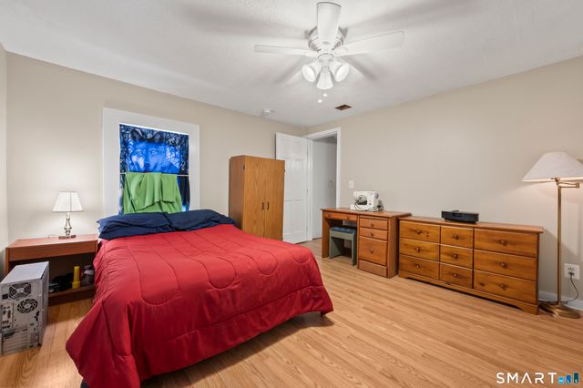 85 Fisher Hill Road, Glastonbury, CT 06033