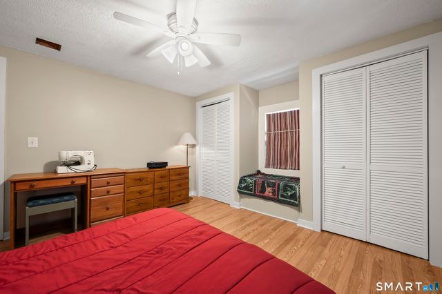 85 Fisher Hill Road, Glastonbury, CT 06033