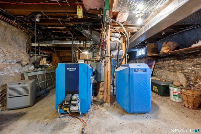 85 Fisher Hill Road, Glastonbury, CT 06033