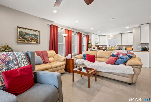 85 Fisher Hill Road, Glastonbury, CT 06033