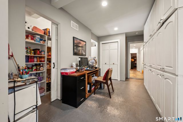 85 Fisher Hill Road, Glastonbury, CT 06033