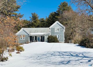 85 Fisher Hill Road, Glastonbury, CT 06033