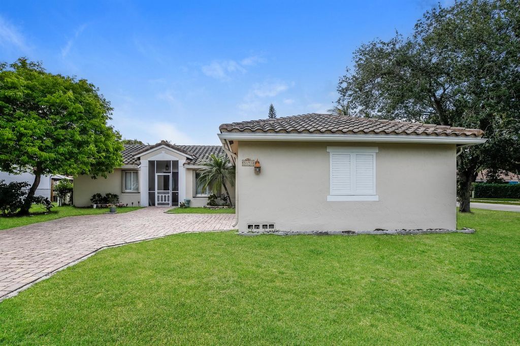 5491 NW 40th Terrace, Coconut Creek, FL 33073