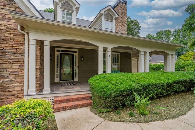 543A Sterling Water Drive, Monroe, GA 30655