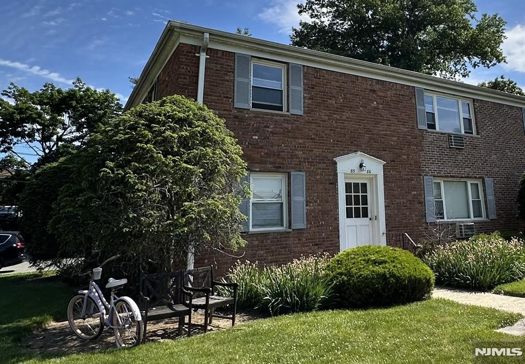 43 Conforti Avenue 86, West Orange, NJ 07052