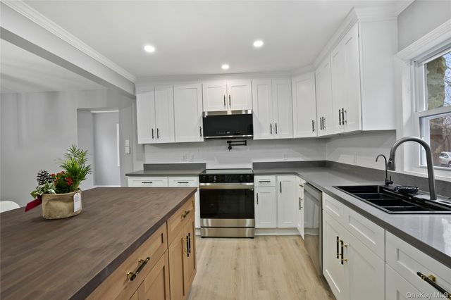 517 E Mountain Road N 515-517, Cold Spring, NY 10516