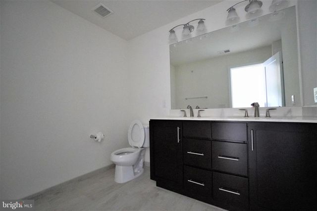 13 JESSOP LN, Hatboro, PA 19040