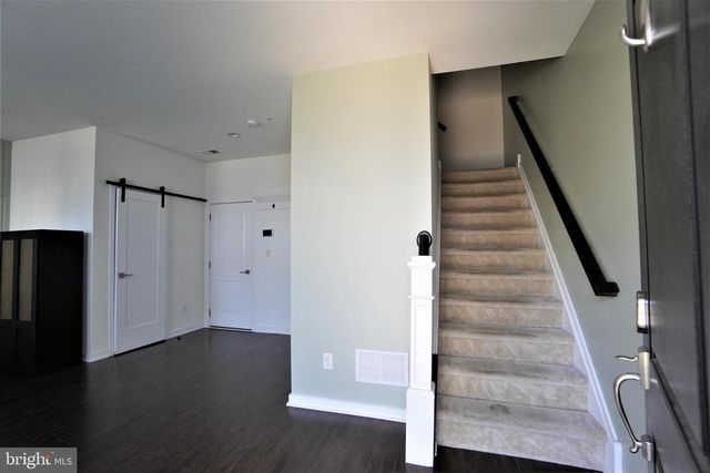 13 JESSOP LN, Hatboro, PA 19040