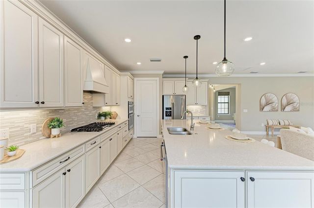 7110 GRADFORD COURT, Bradenton, FL 34202