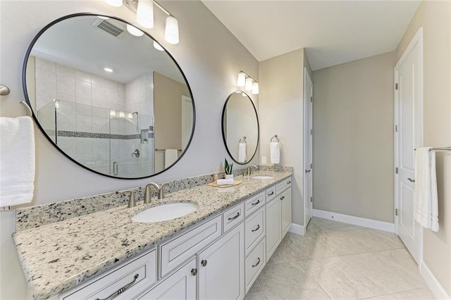 7110 GRADFORD COURT, Bradenton, FL 34202