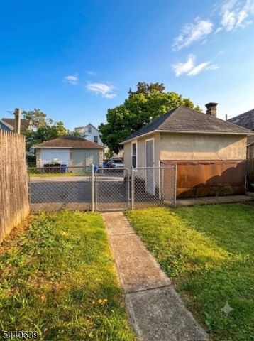 364 Thomas St, Phillipsburg Town, NJ 08865