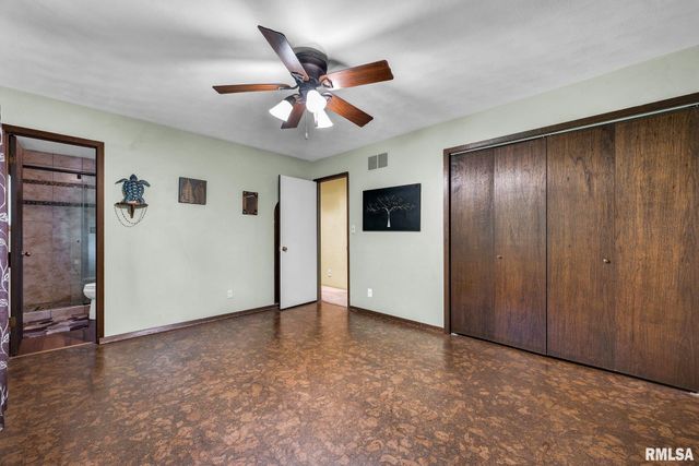 760 E POPLET HOLLOW Road, Peoria, IL 61615