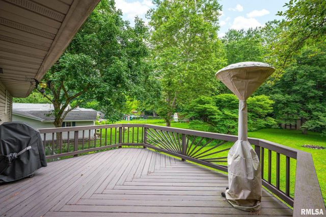 760 E POPLET HOLLOW Road, Peoria, IL 61615