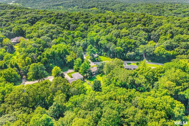 760 E POPLET HOLLOW Road, Peoria, IL 61615