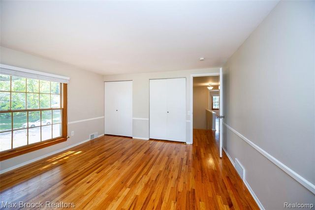 30830 Lincolnshire, Beverly Hills, MI 48025