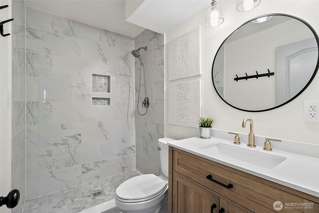 5631 195th Avenue E, Bonney Lake, WA 98391