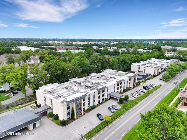 4825 Sherburn Ln 201, Louisville, KY 40207