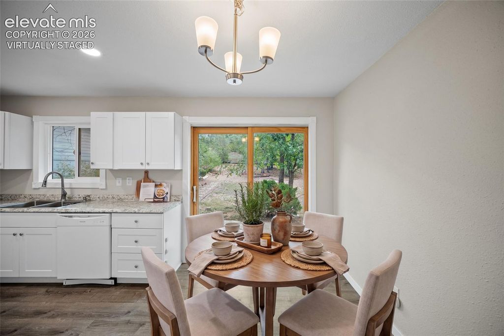 1021 De La Vista Place, Colorado Springs, CO 80911 — photo 4