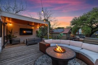 2311 E 8th ST 2, Austin, TX 78702