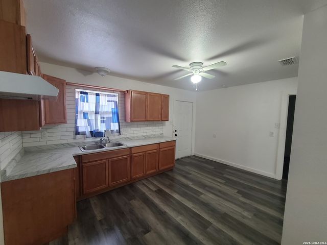 9311 Odem, San Antonio, TX 78224
