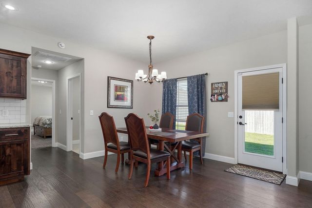 1659 N Kingfisher Drive, Nixa, MO 65714