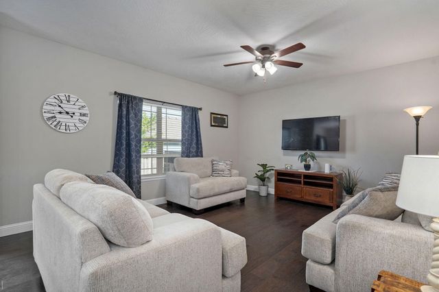 1659 N Kingfisher Drive, Nixa, MO 65714