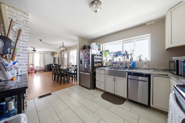 1533 W Jay St, Pasco, WA 99301