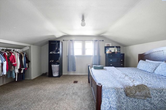 1533 W Jay St, Pasco, WA 99301