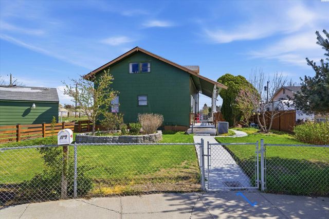 1533 W Jay St, Pasco, WA 99301