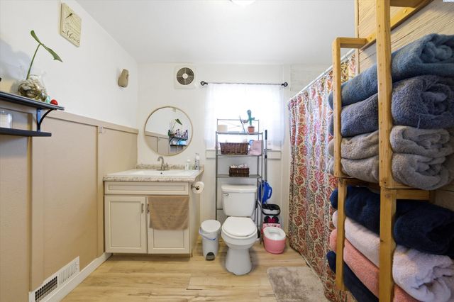 1533 W Jay St, Pasco, WA 99301