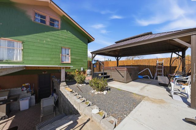 1533 W Jay St, Pasco, WA 99301