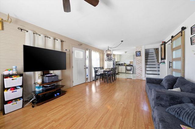 1533 W Jay St, Pasco, WA 99301