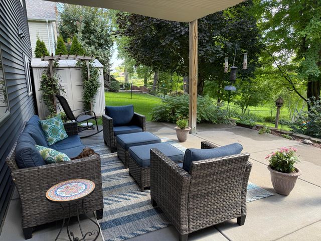 932 Deerfield Road, Watertown, MN 55388