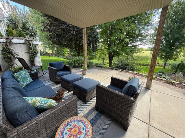 932 Deerfield Road, Watertown, MN 55388